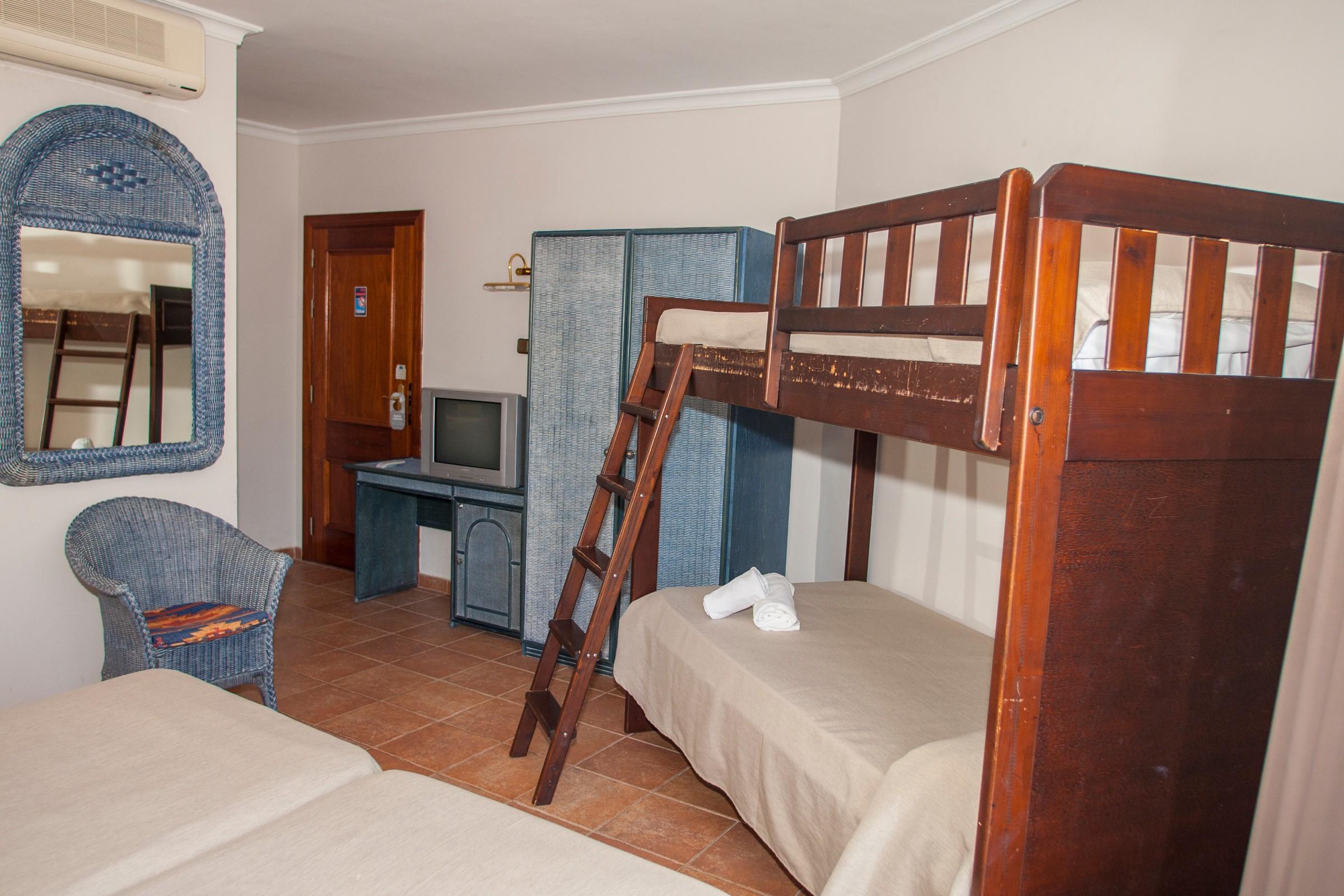 Hotel Comarruga Platja Екстер'єр фото