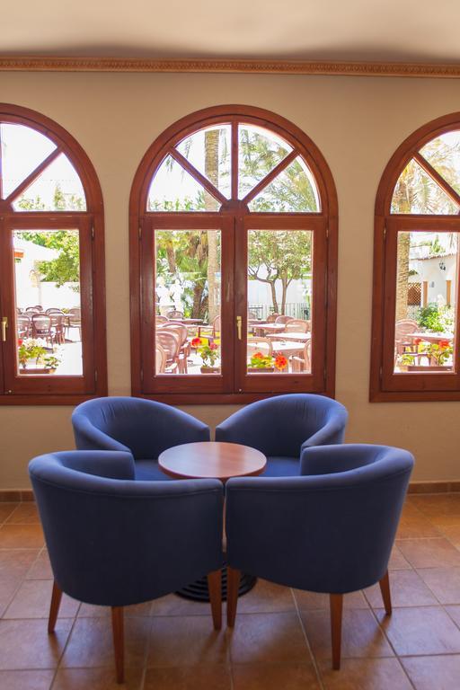 Hotel Comarruga Platja Екстер'єр фото
