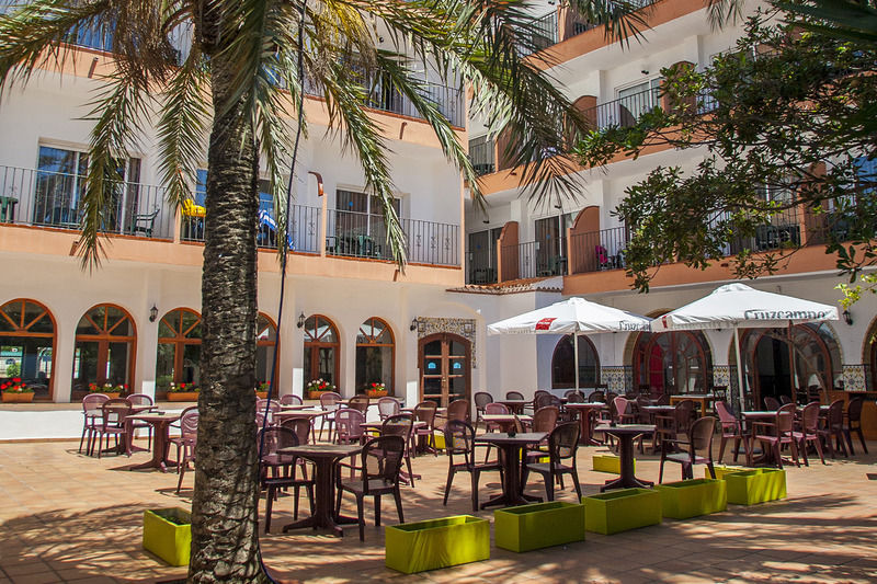 Hotel Comarruga Platja Екстер'єр фото