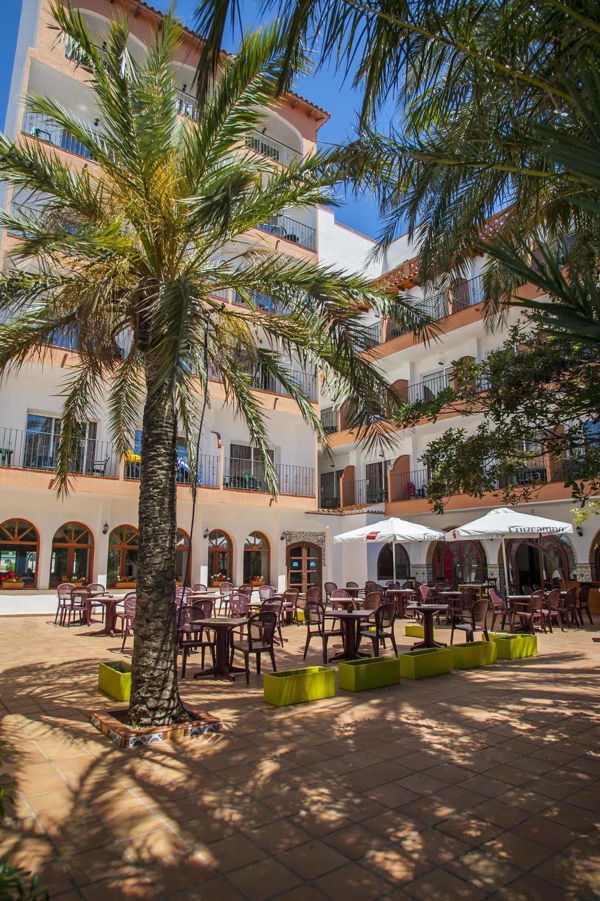 Hotel Comarruga Platja Екстер'єр фото