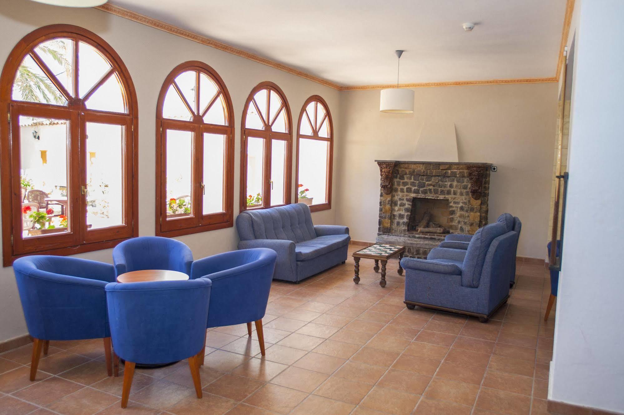 Hotel Comarruga Platja Екстер'єр фото