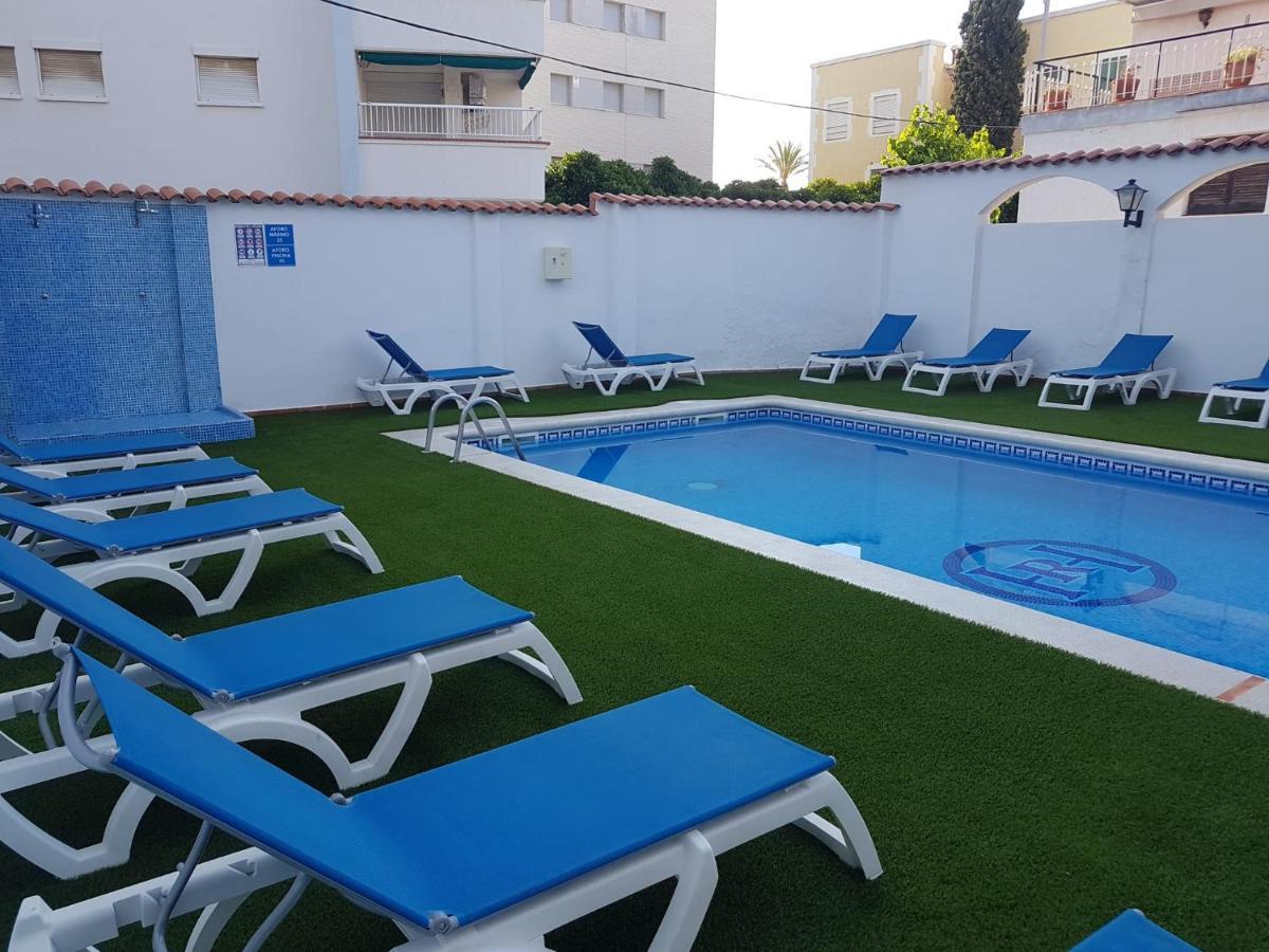 Hotel Comarruga Platja Екстер'єр фото